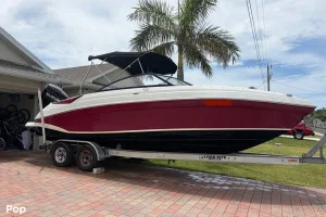 2018 Rinker Q5