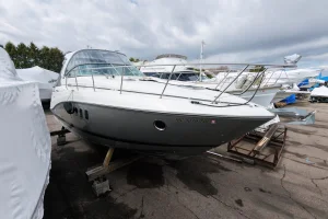 2013 Rinker 360 Express Cruiser