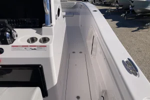 2025 Twin Vee 260 PRO GFX image 12