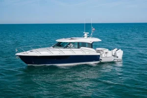 Tiara Yachts 43LE