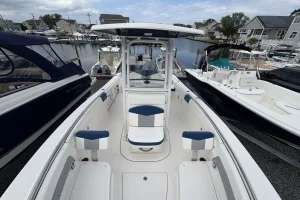 2022 Robalo R242EX