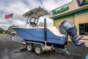 2025 Sea Fox 228 Commander