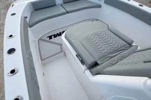 2024 Twin Vee 280 GFX2 image 24