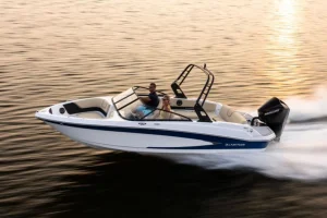 Glastron GX 210