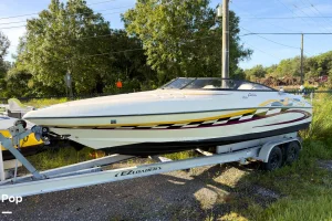 2000 Glastron Carslon CSX-23