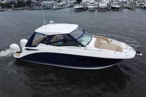 2021 Sea Ray Sundancer 320 Outboard
