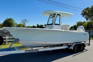 2026 Sea Hunt Ultra 245 SE