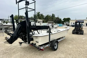 2020 Mako PRO SKIFF 17 CC image 3