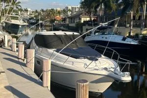 Tiara Yachts 3900 Sovran