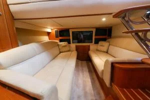 Tiara Yachts 3900 Sovran