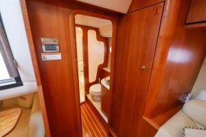 Tiara Yachts 3900 Sovran