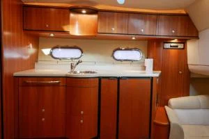 Tiara Yachts 3900 Sovran