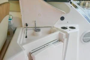 Tiara Yachts 3900 Sovran