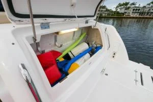 Tiara Yachts 3900 Sovran