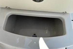 2025 Robalo R207 Alloy Gray