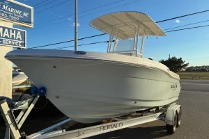 2026 Robalo R200 Ice Blue