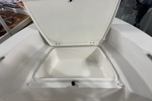 2026 Robalo R160 Atlas Blue