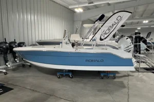 2026 Robalo R160 Atlas Blue