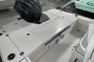 2026 Robalo 226 Cayman Atlas Blue/White