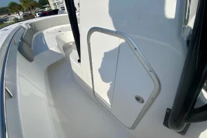 2024 Cape Horn 24XS Solid Ice Blue