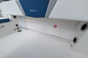 2026 Robalo R180 Biscayne Blue/White