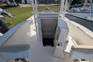 2026 Robalo R202 EX Steel Blue/White