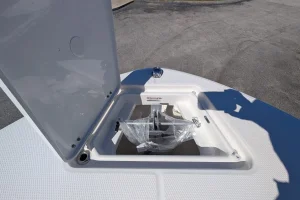 2026 Robalo R202 EX Steel Blue/White