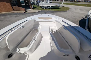 2026 Robalo R202 EX Steel Blue/White