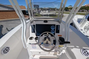 2026 Robalo R202 EX Steel Blue/White