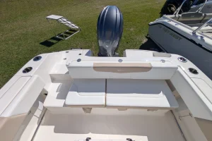 2026 Robalo R202 EX Steel Blue/White