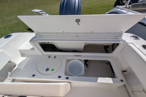 2026 Robalo R202 EX Steel Blue/White