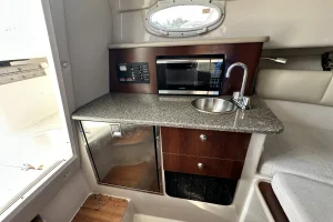 2016 Robalo R265 image 16