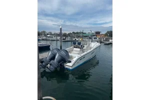 2001 26' Sea Pro 255 Center Console | 26ft