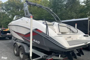 2019 Yamaha AR240