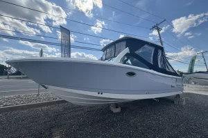 2026 Robalo R277
