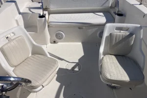 2006 Boston Whaler 180 Ventura image 11
