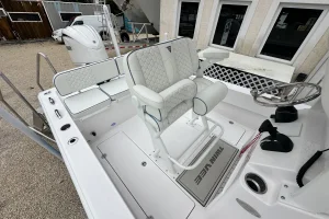 2027 Twin Vee 22 Bay Cat image 9