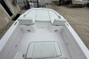 2027 Twin Vee 22 Bay Cat image 6
