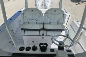 2025 EdgeWater 340CC image 20