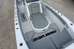2024 Twin Vee 280 GFX2 image 27