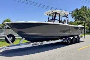 2027 Sea Hunt Ultra 305SE