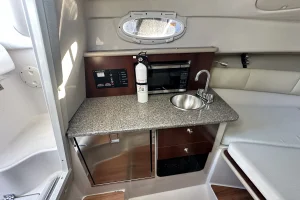 2016 Robalo R265 image 2