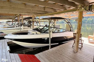 2025 Regal 21 OBX