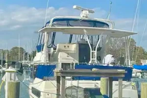 1992 Carver 36 Aft Cabin