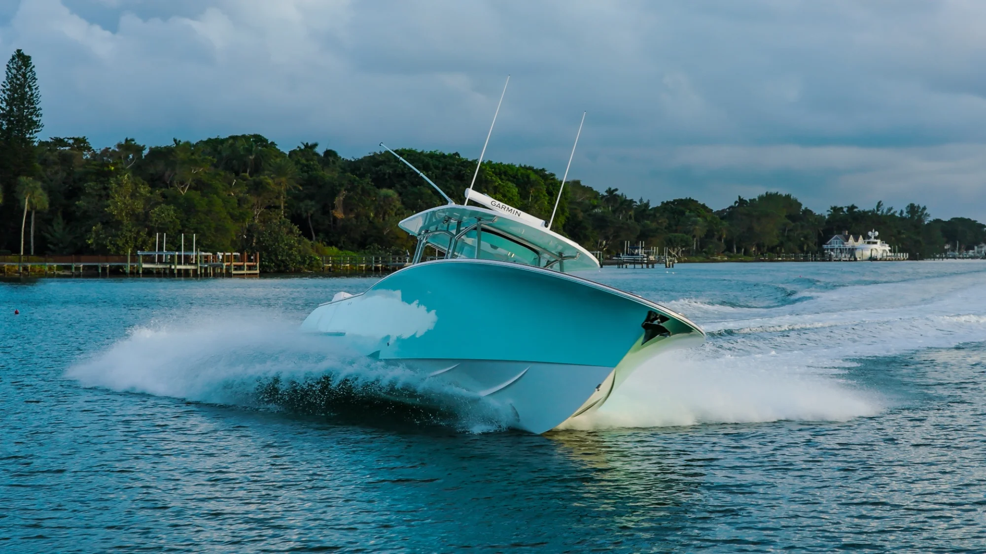 Mag Bay Yachts 38' CC - Image 3