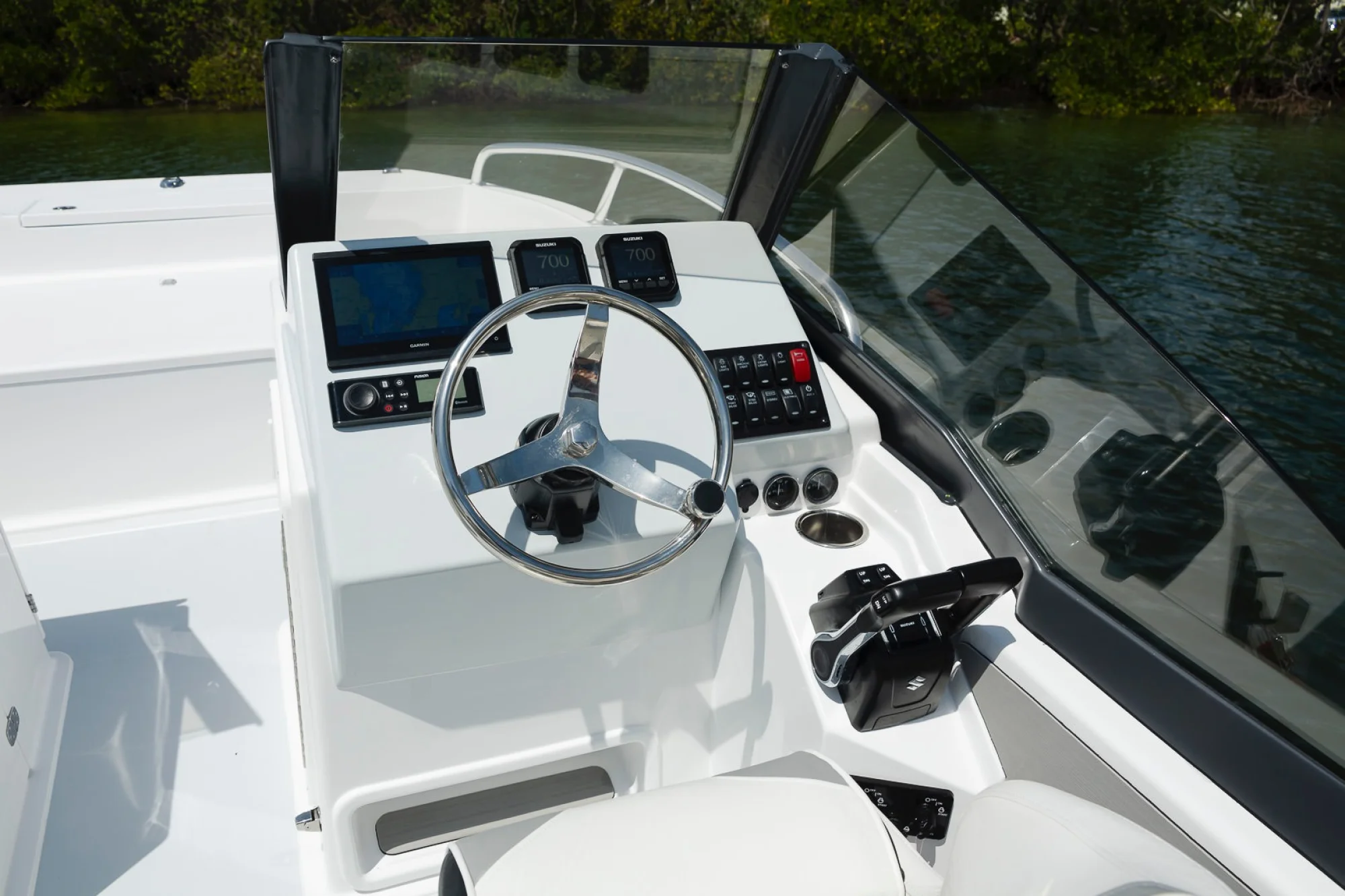ArrowCat Power Catamarans 20 Dual Console - Image 10