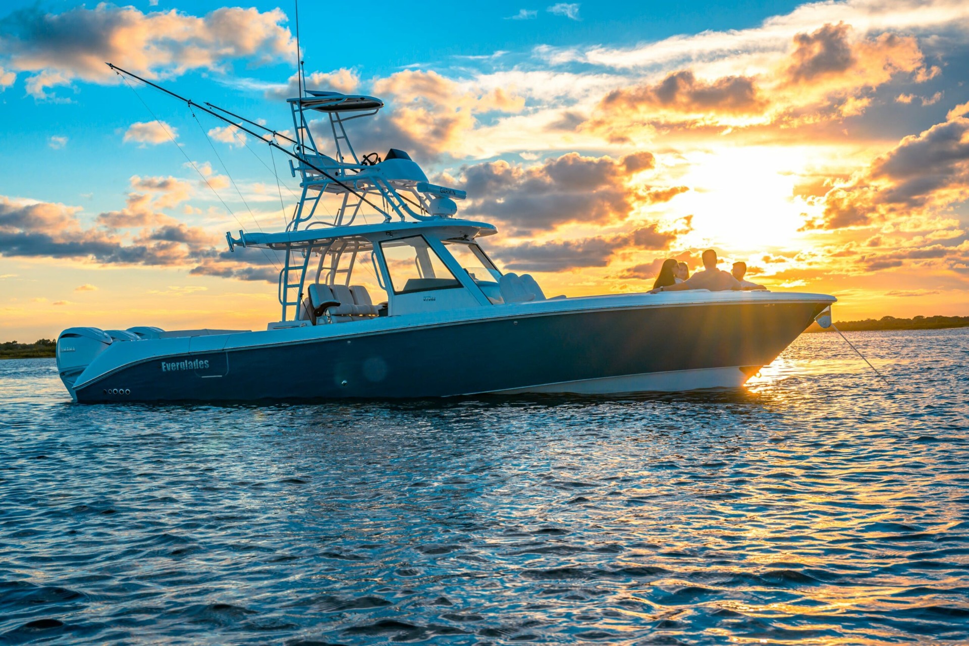 Everglades Boats 375CC - Image 22