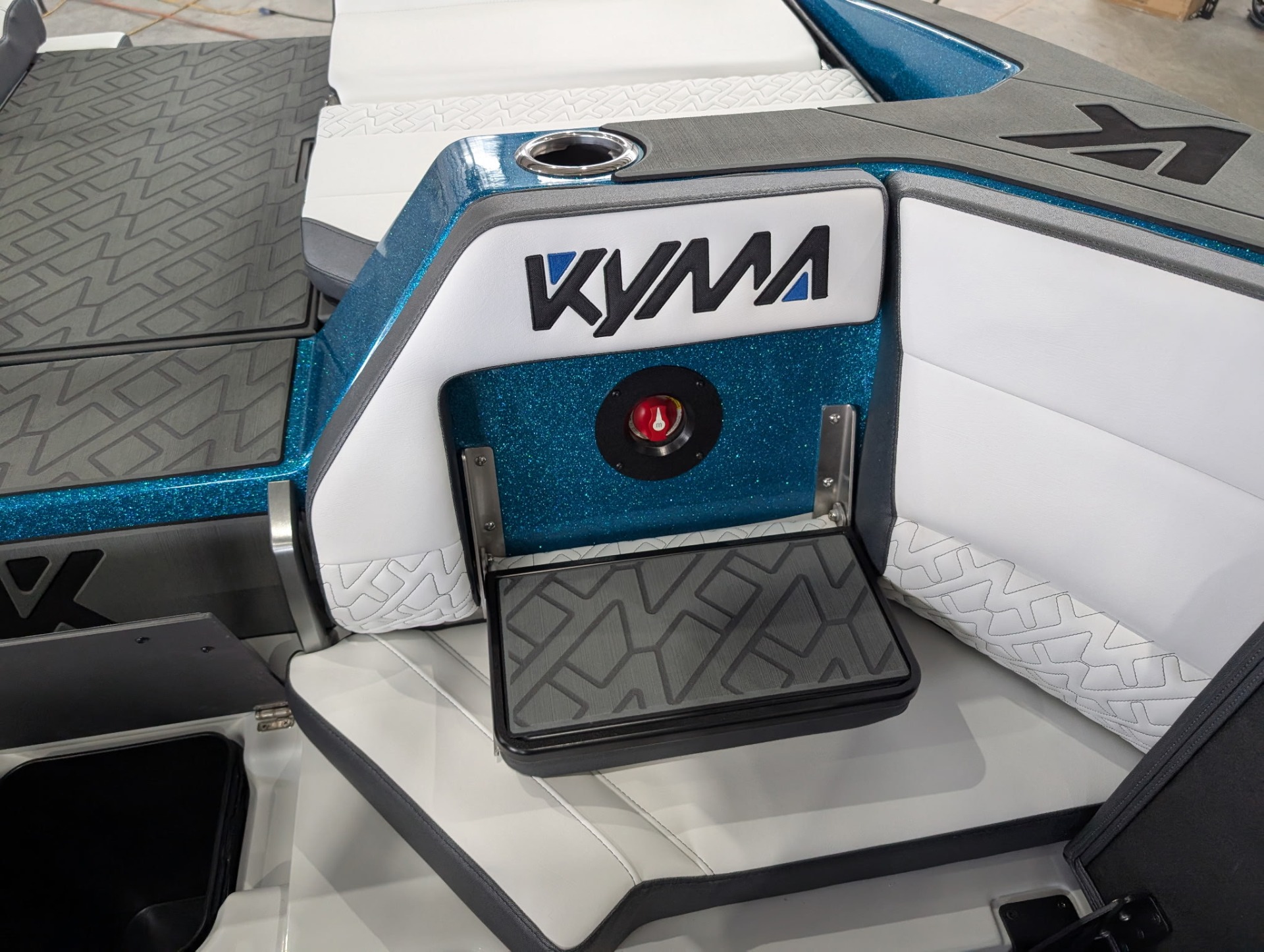 KYMA Boats K7 - Image 13
