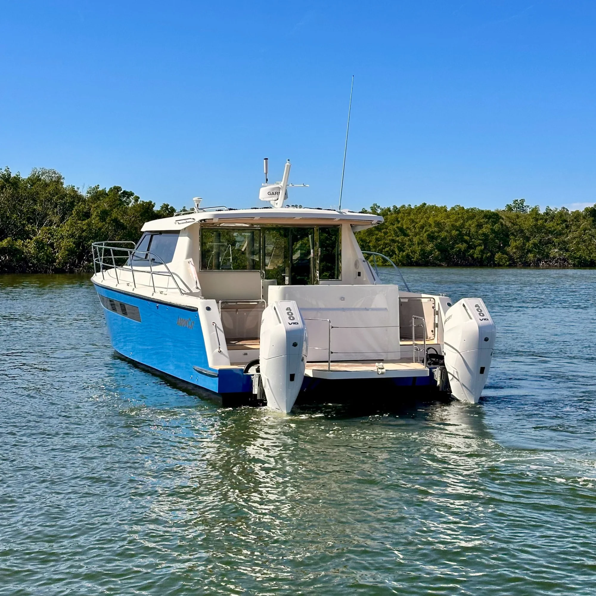 ArrowCat Power Catamarans 420 Coupe - Image 2