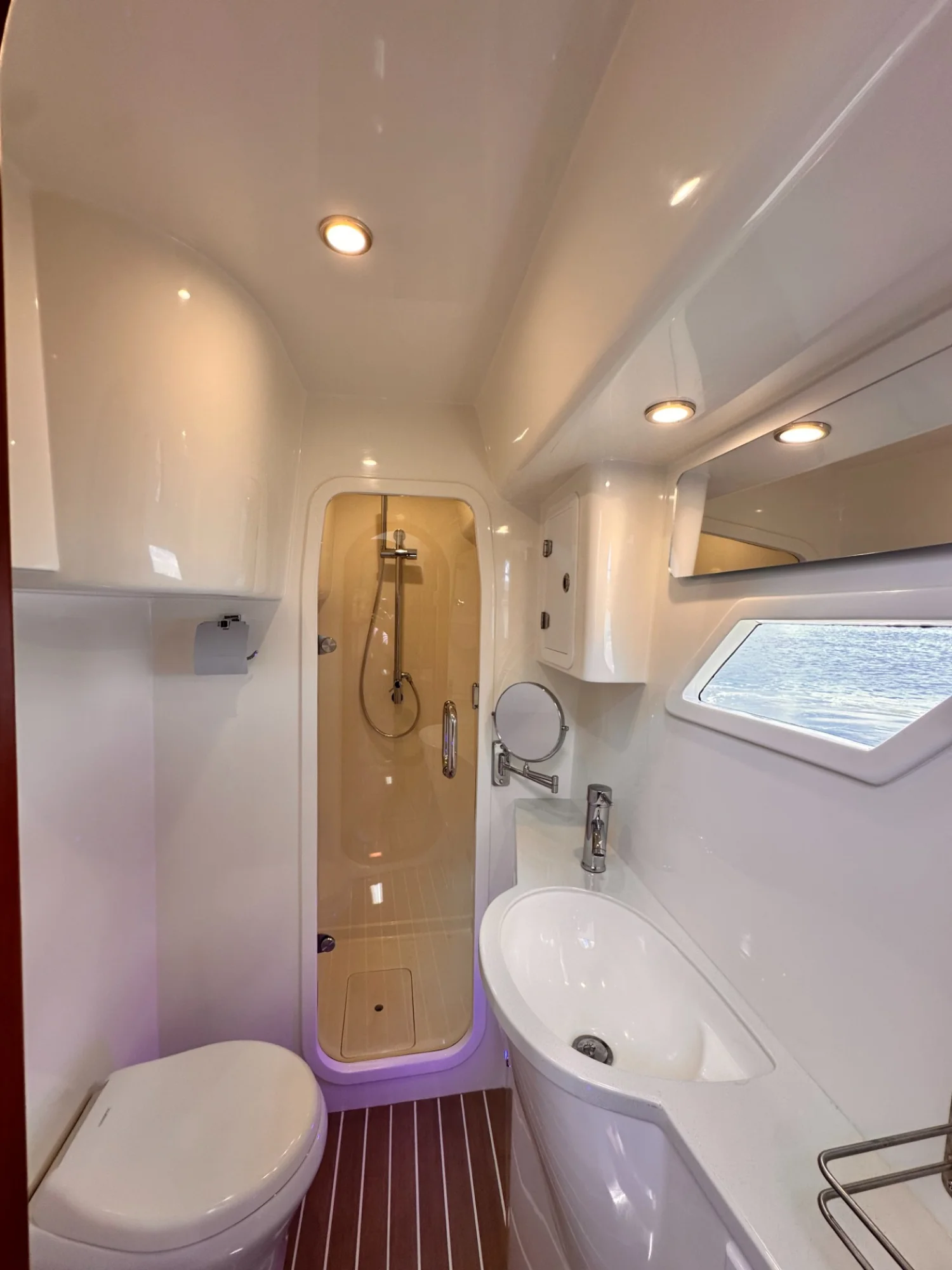 ArrowCat Power Catamarans 420 Coupe - Image 14